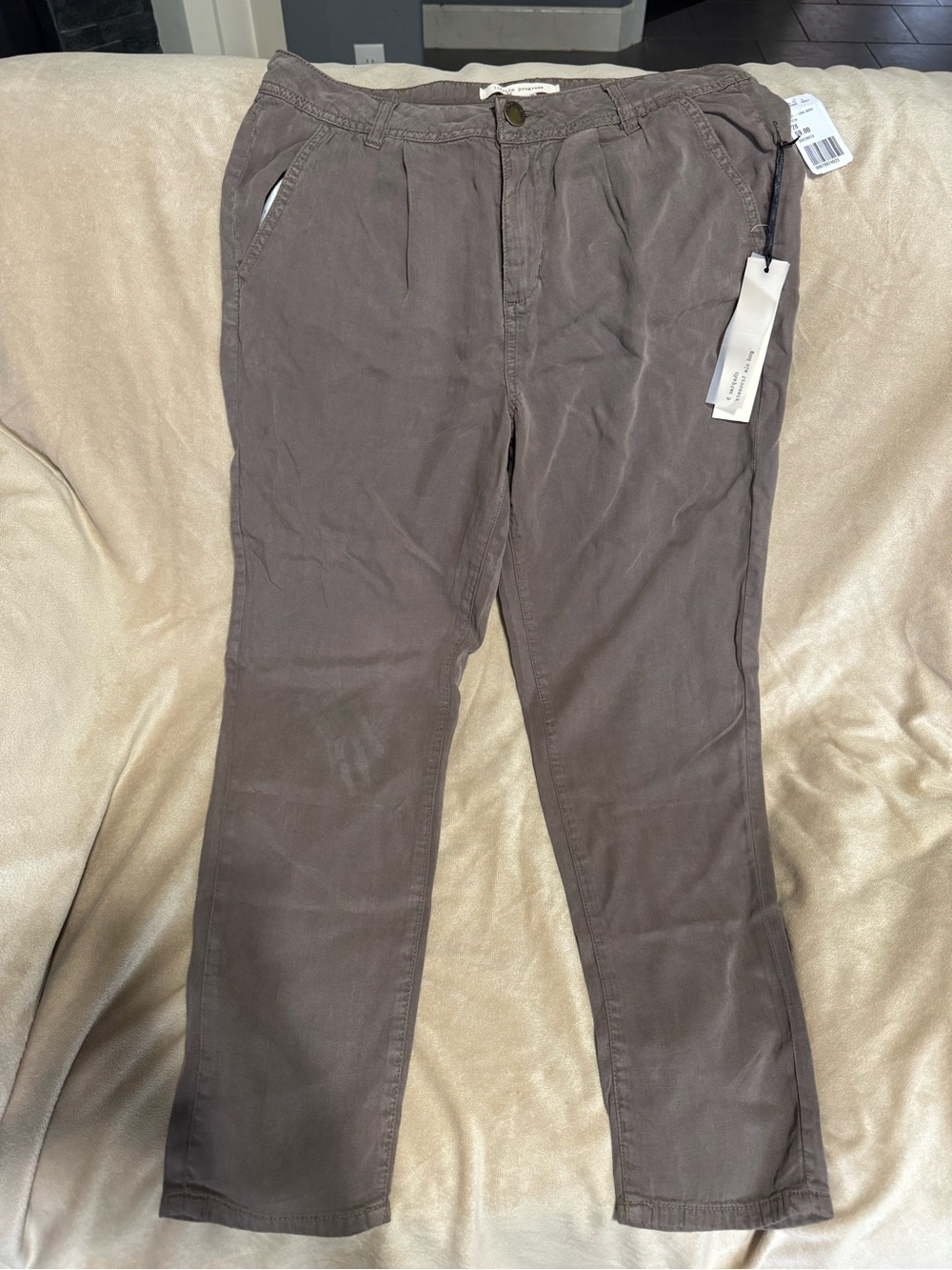 life in progress Women's Taupe Chino Pants